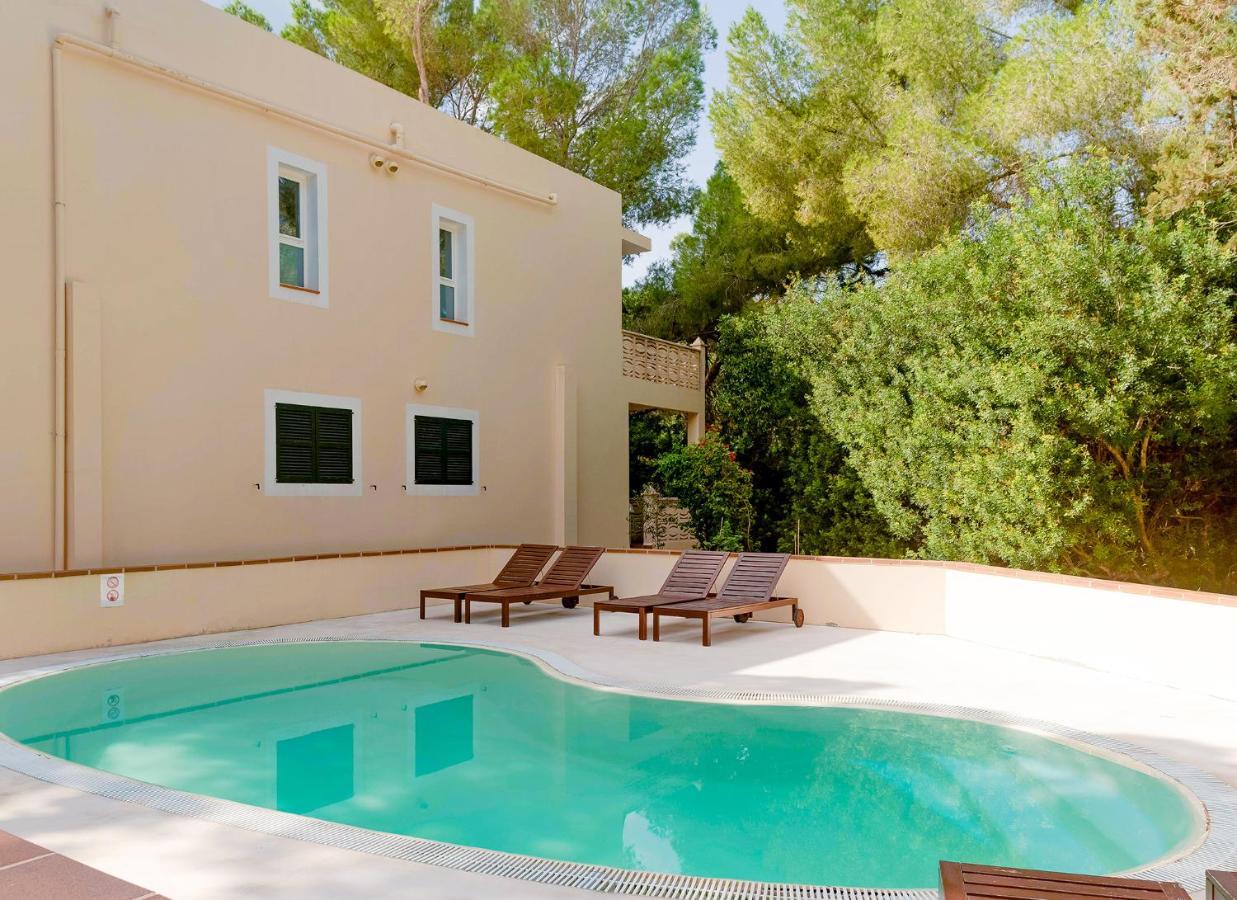 Apartamentos El Pino - Formentera Break Ес Кало Екстериор снимка