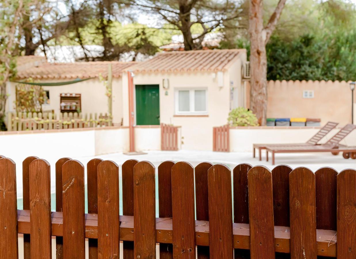 Apartamentos El Pino - Formentera Break Ес Кало Екстериор снимка