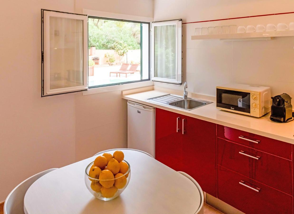 Apartamentos El Pino - Formentera Break Ес Кало Екстериор снимка