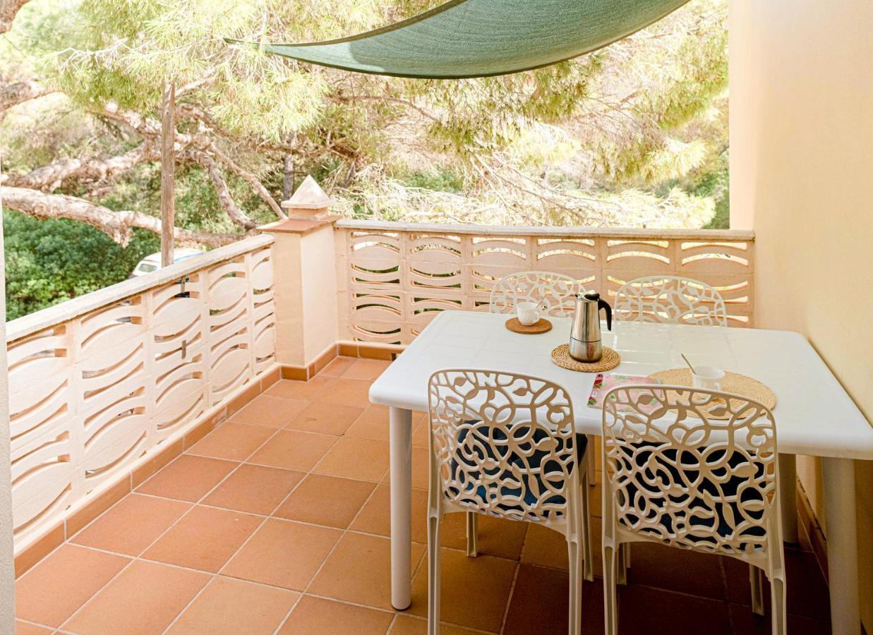 Apartamentos El Pino - Formentera Break Ес Кало Екстериор снимка