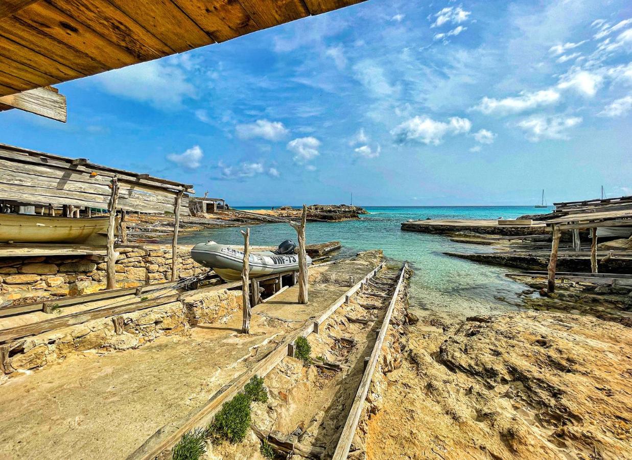 Apartamentos El Pino - Formentera Break Ес Кало Екстериор снимка