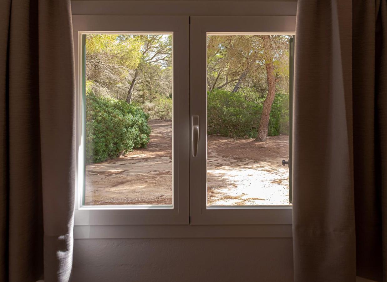 Apartamentos El Pino - Formentera Break Ес Кало Екстериор снимка