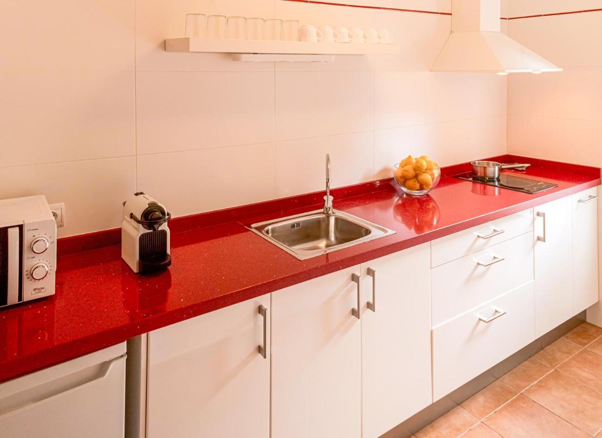 Apartamentos El Pino - Formentera Break Ес Кало Екстериор снимка